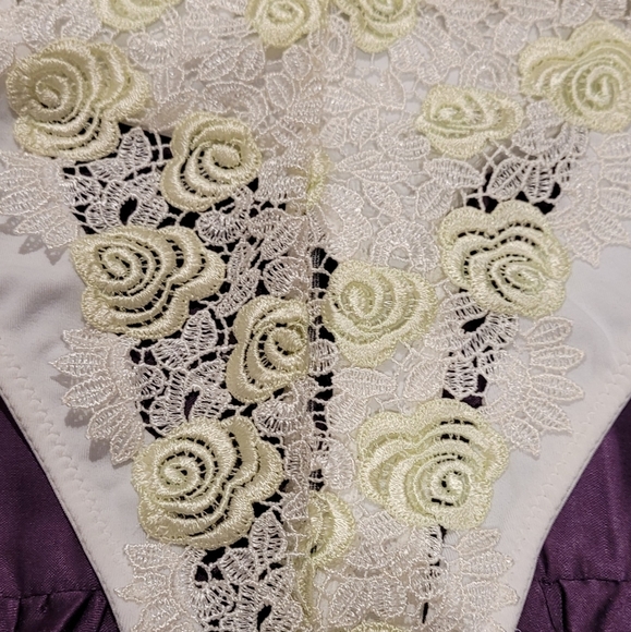 XL Thong Rose Embroidered Underwear - Picture 4 of 7